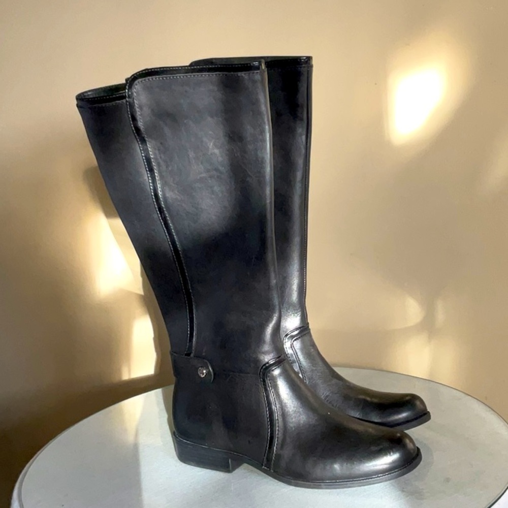 NWT and Box Size 6.5 Wide Calf Anne Klein Black Boots